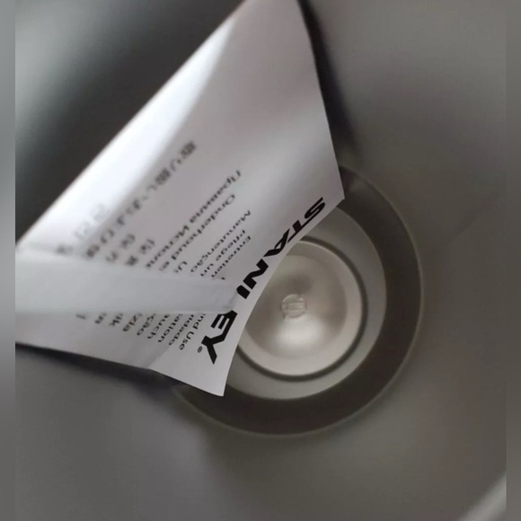 Stanley FlowState Quencher H2.0 Tumbler / 40oz / Color: Mist / light Green - Picture 6 of 9